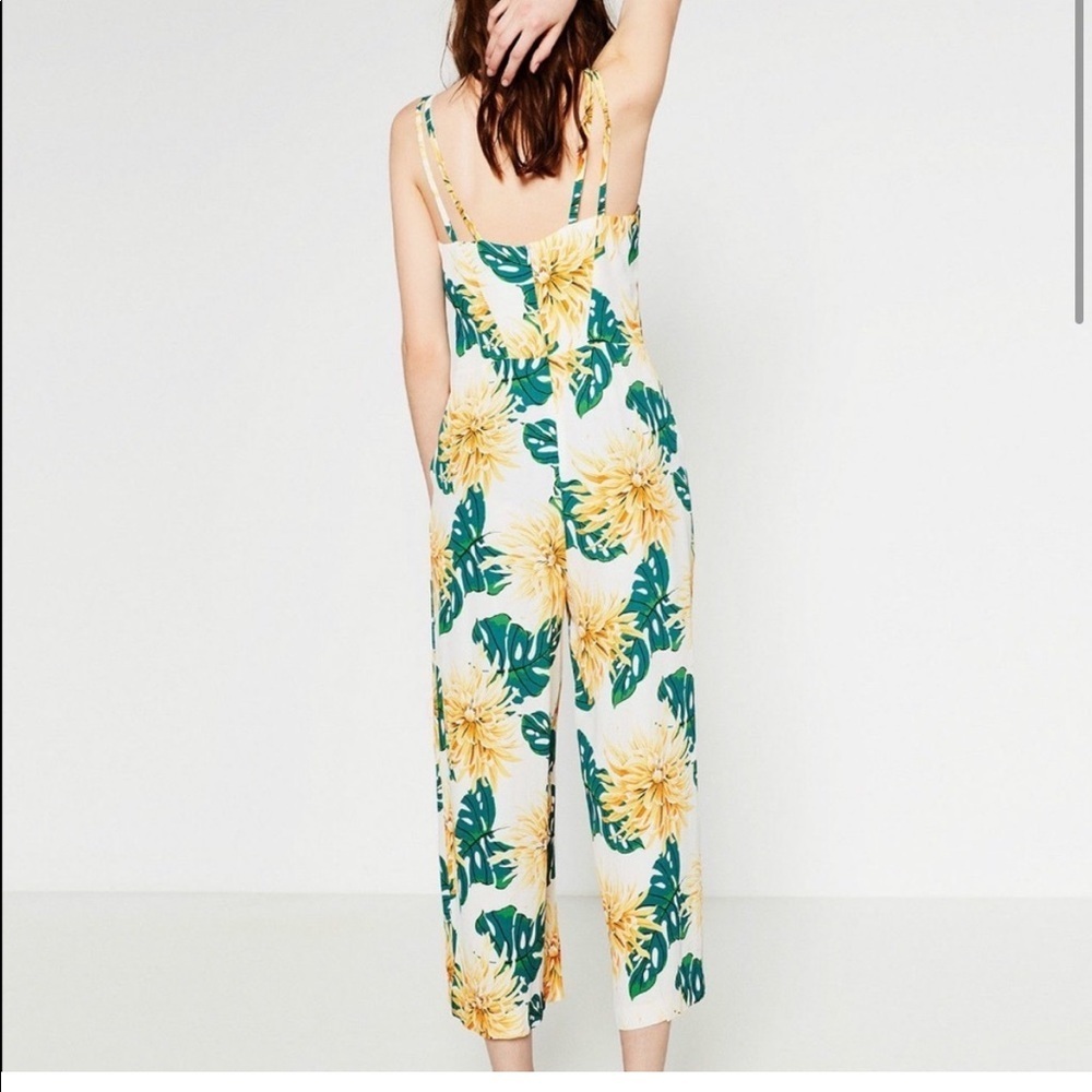 ZARA size M white multi jumpsuit flow culotte - Picture 3 of 13